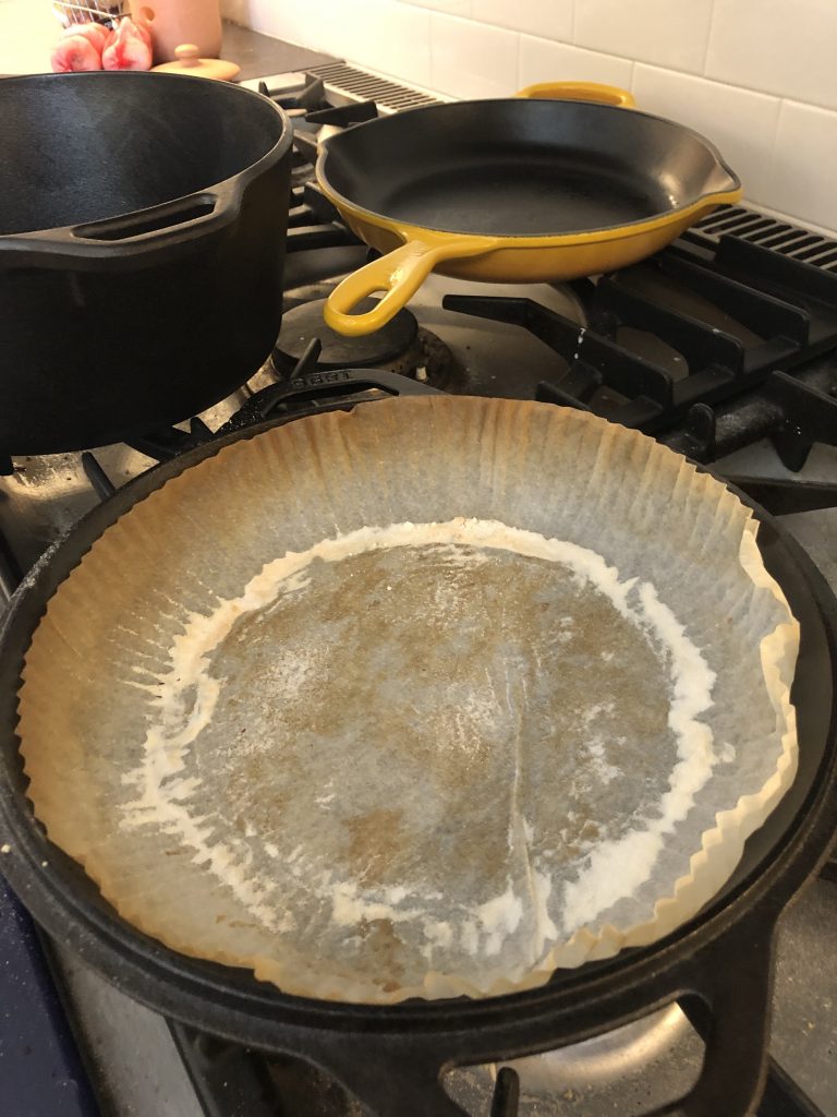 bread baking pot